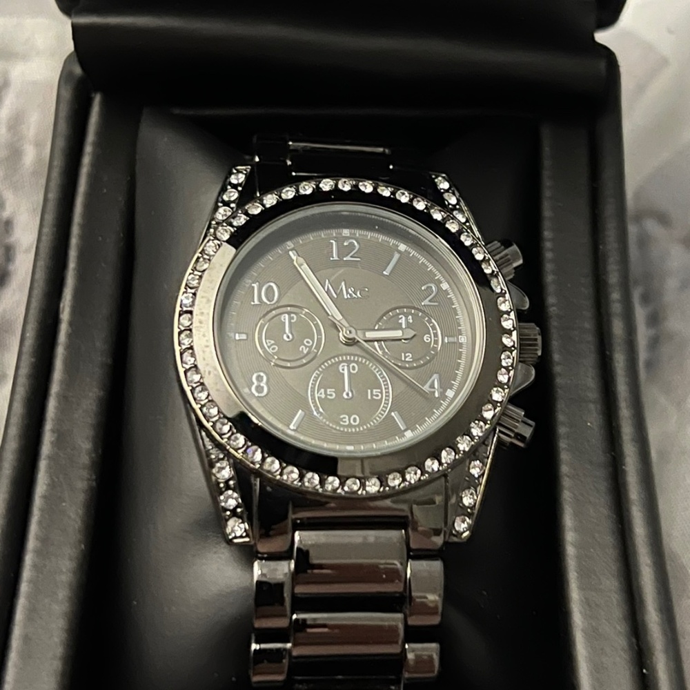 Watch mc for woman